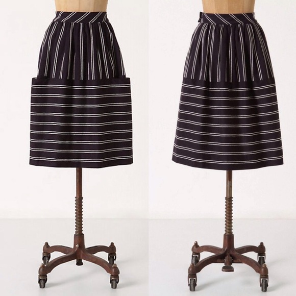 Anthropologie Dresses & Skirts - •Anthropologie Maeve Navy Skirt•